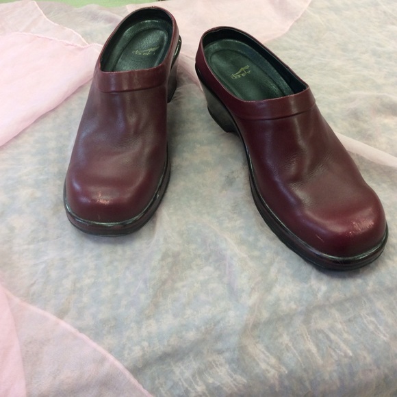 Dansko Clogs - Picture 1 of 4